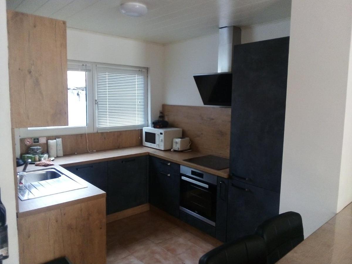 Agreable Maison Avec Cour A 10Min De Liege แอร์สตัล ภายนอก รูปภาพ