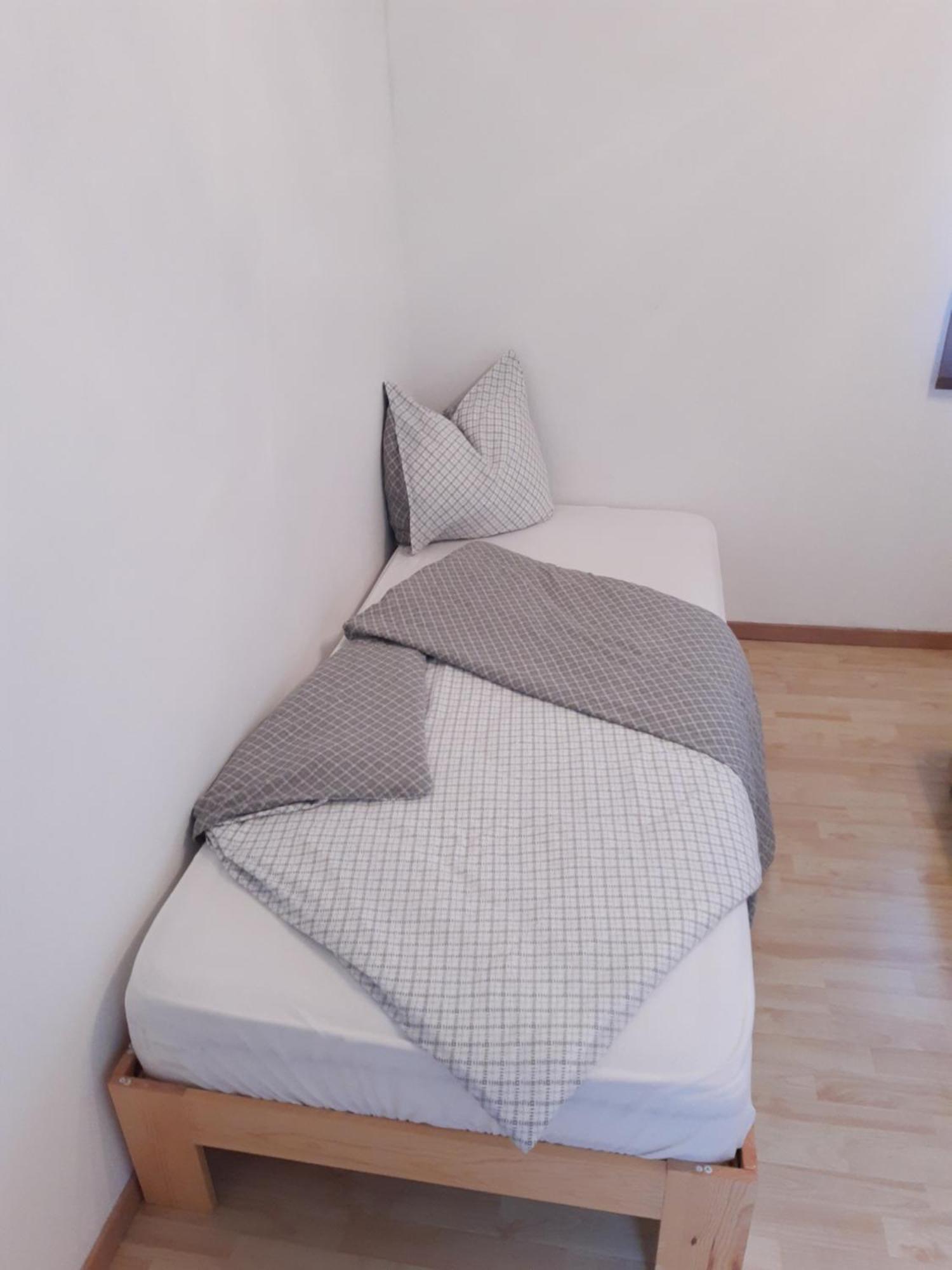 Agreable Maison Avec Cour A 10Min De Liege แอร์สตัล ภายนอก รูปภาพ